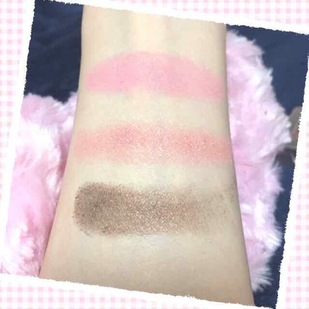 Blooming Kitty パウダーチーク/DAISO/パウダーチークを使ったクチコミ（2枚目）