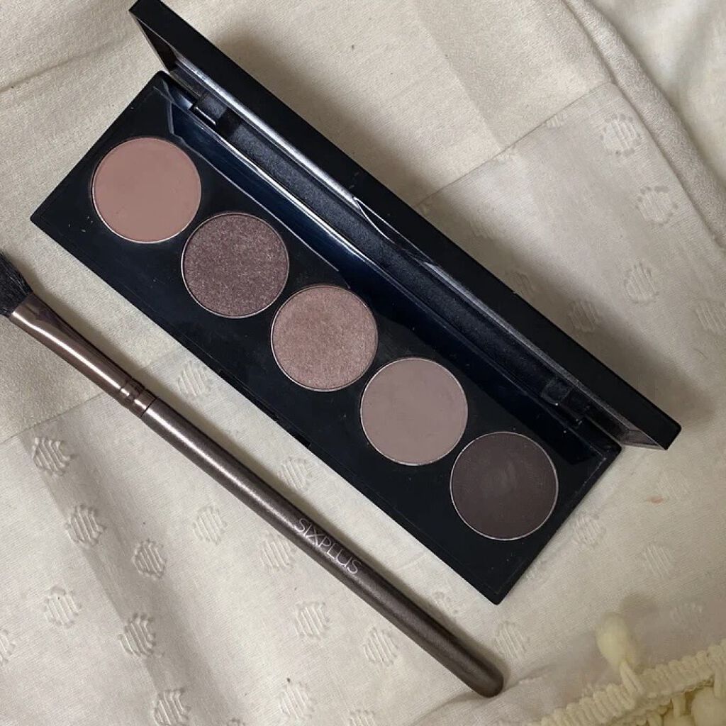 ヌード アイシャドウ パレット/BOBBI BROWN/アイシャドウパレットを使ったクチコミ（1枚目）