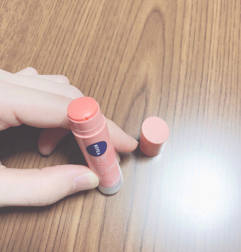 モイストピュアカラーリップ/ニベア/リップクリームを使ったクチコミ（2枚目）