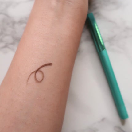 「密着アイライナー」クリームペンシル/デジャヴュ/ペンシルアイライナーを使ったクチコミ(2枚目)