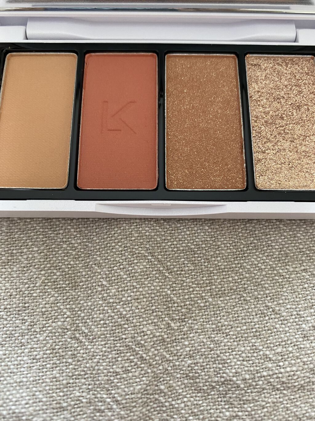 ジャストアイパレット PICNIC/Laka/アイシャドウパレットを使ったクチコミ（2枚目）