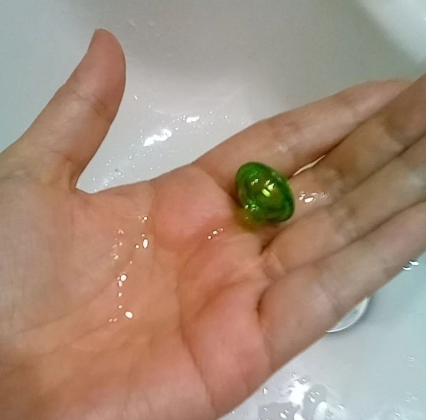 ヘアビタミン モイスチャーヘアオイル/MIRANDA/ヘアオイルを使ったクチコミ(4枚目)