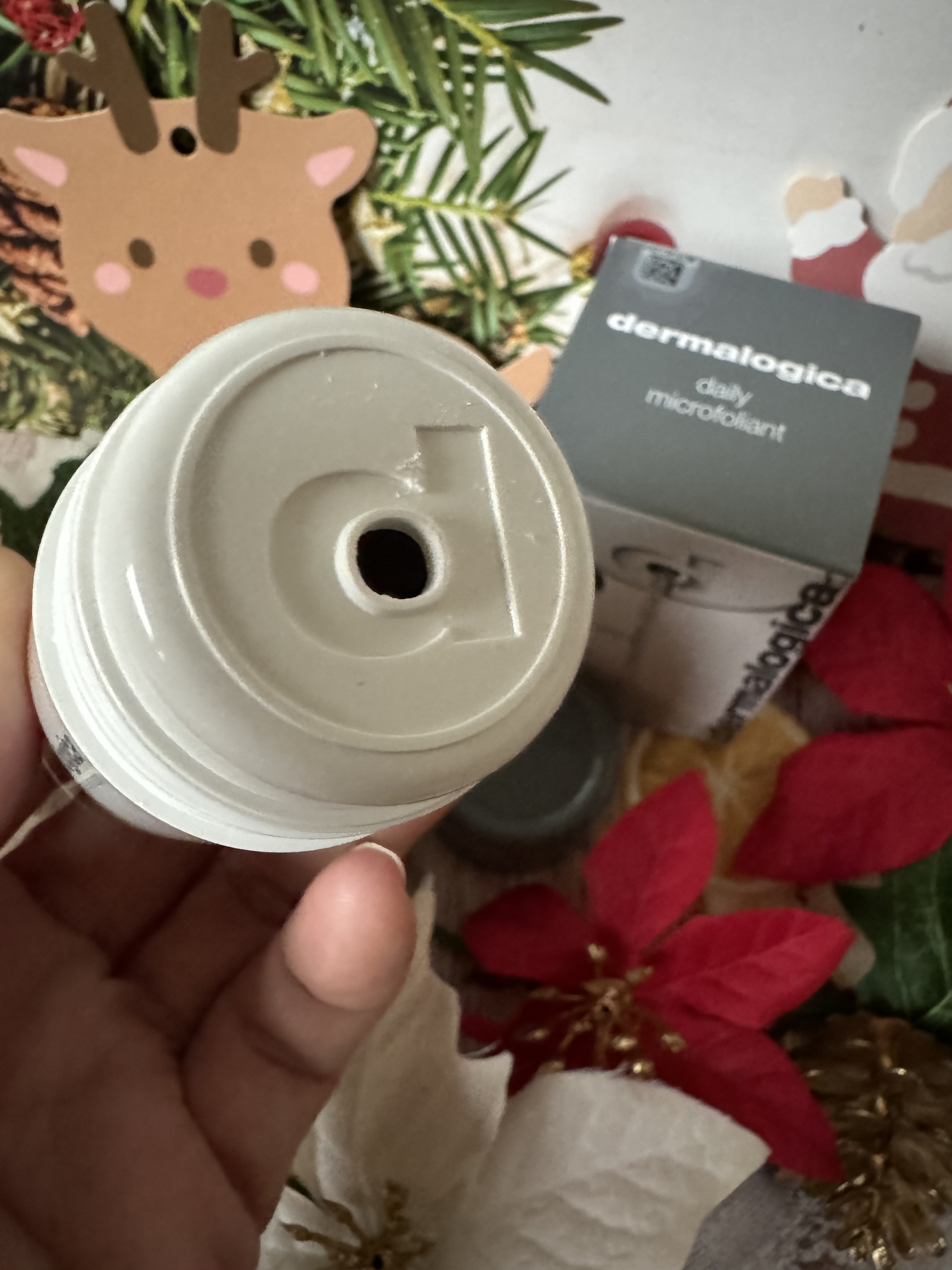 デイリーマイクロフォリエント/ダーマロジカ/洗顔パウダーを使ったクチコミ（2枚目）