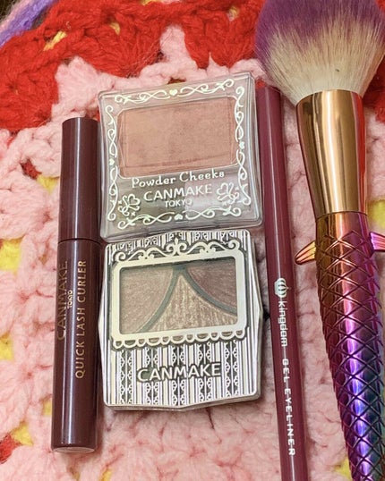 ジューシーピュアアイズ/キャンメイク/アイシャドウパレットを使ったクチコミ(3枚目)