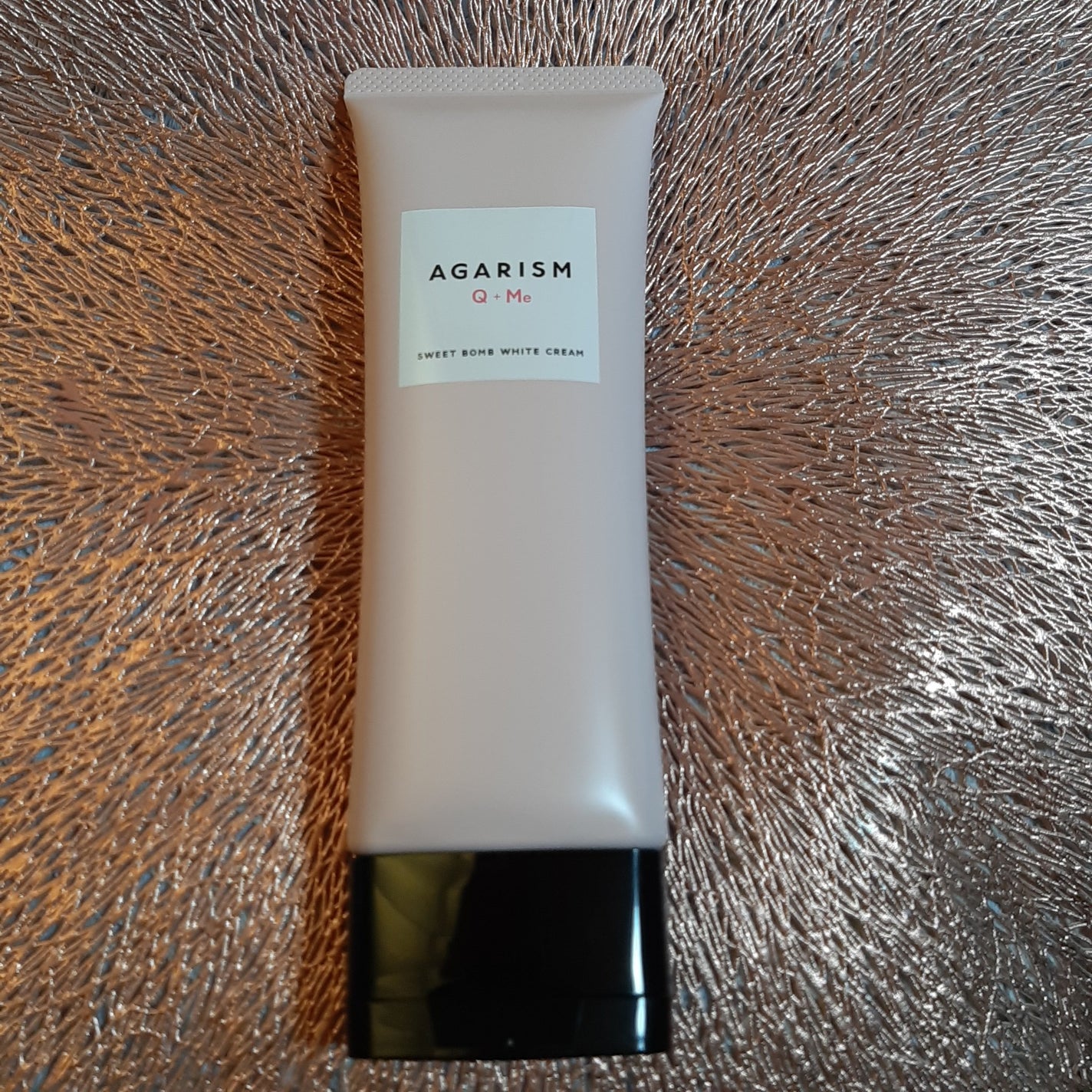 キューミースウィートボムホワイトクリーム/AGARISM/ボディクリームを使ったクチコミ(1枚目)