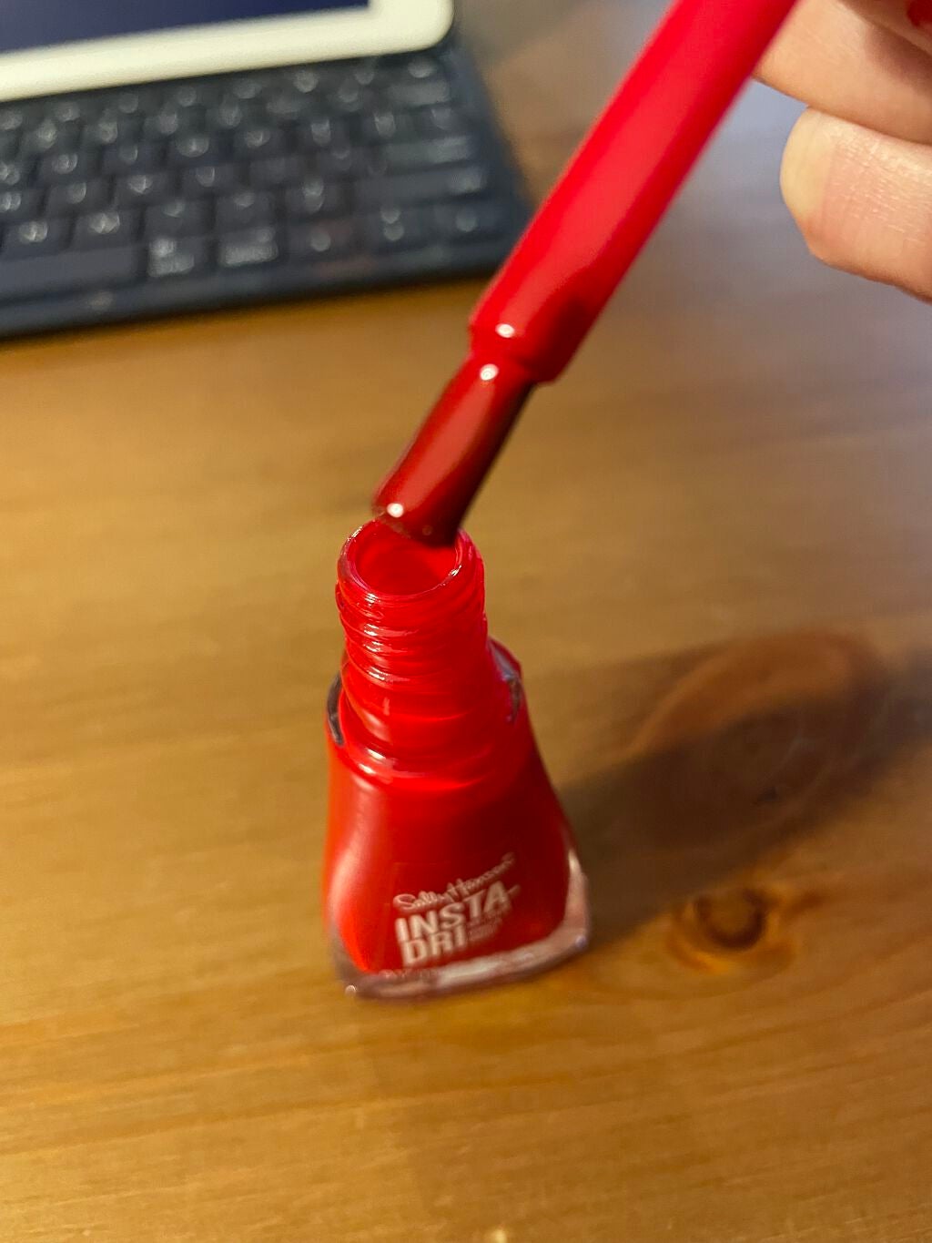 インスタドライ ネイルカラー/サリーハンセン/オールインワンネイルを使ったクチコミ(2枚目)