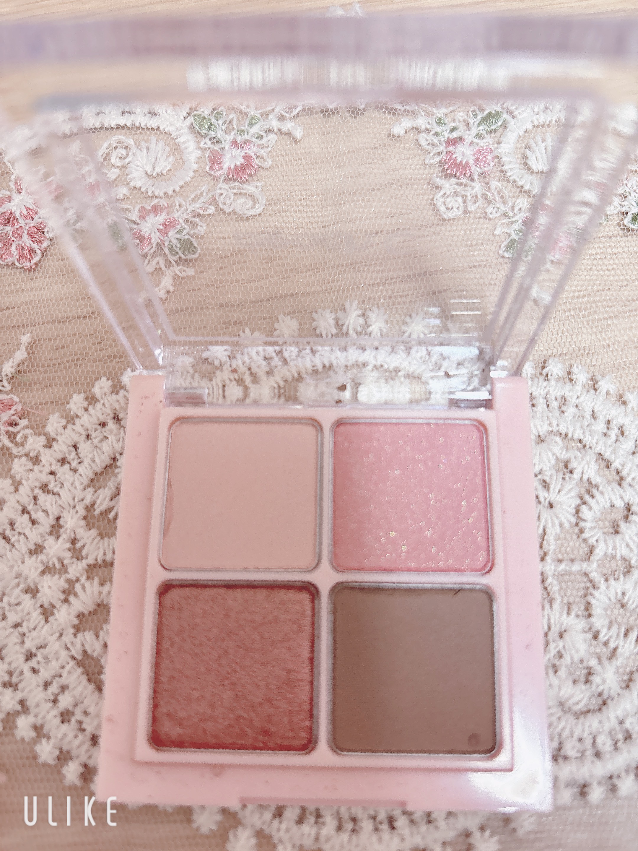 フォーリング イン アイシャドウ パレット 03 フォーリングインピンク/Peach C/アイシャドウパレットを使ったクチコミ（2枚目）