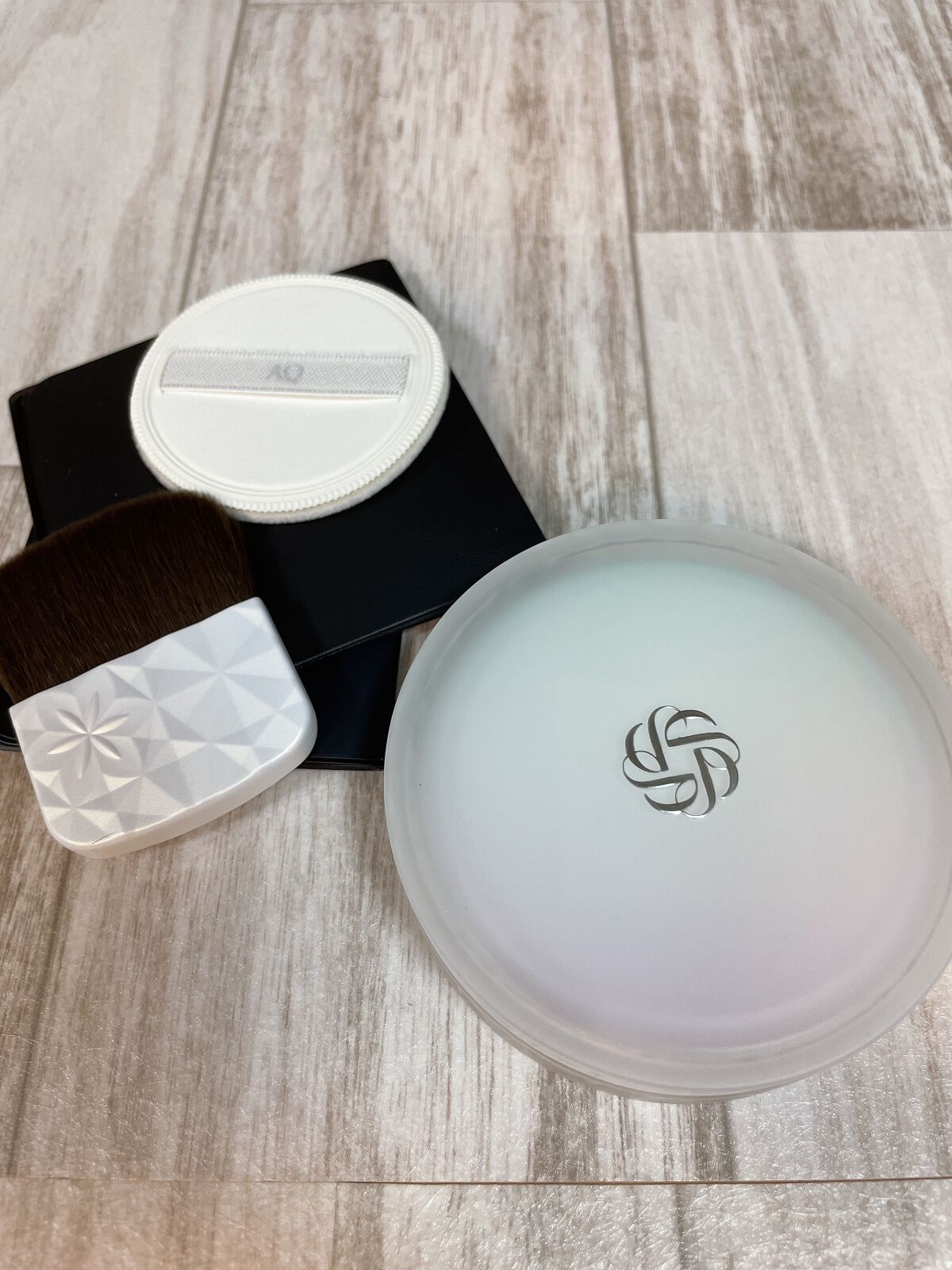 AQ オーラ リフレクター/DECORTÉ/プレストパウダーを使ったクチコミ(4枚目)