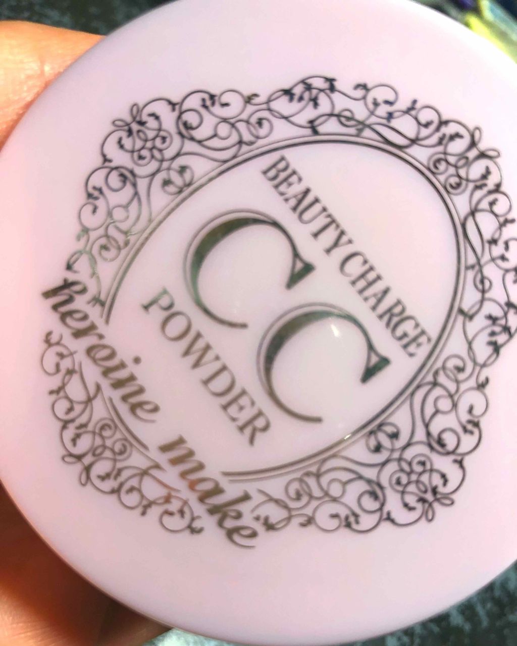 ビューティーチャージ CCパウダー/ヒロインメイク/プレストパウダーを使ったクチコミ（1枚目）