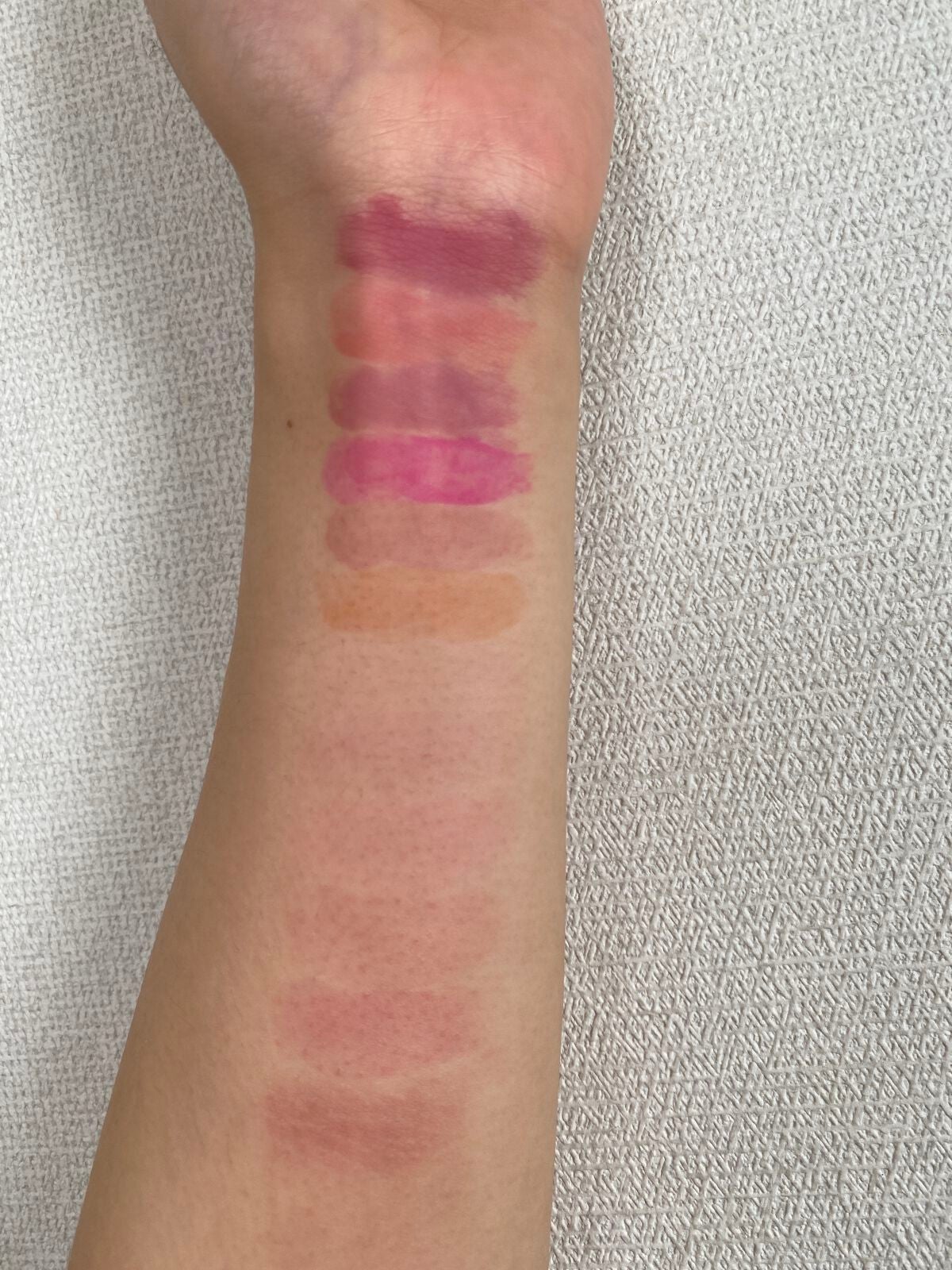 ジューシーラスティングティント/rom&nd/リップティントを使ったクチコミ(5枚目)