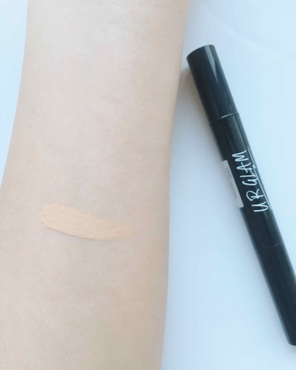 UR GLAM COVER&HIGHLIGHT CONCEALER/U R GLAM/リキッドコンシーラーを使ったクチコミ(2枚目)