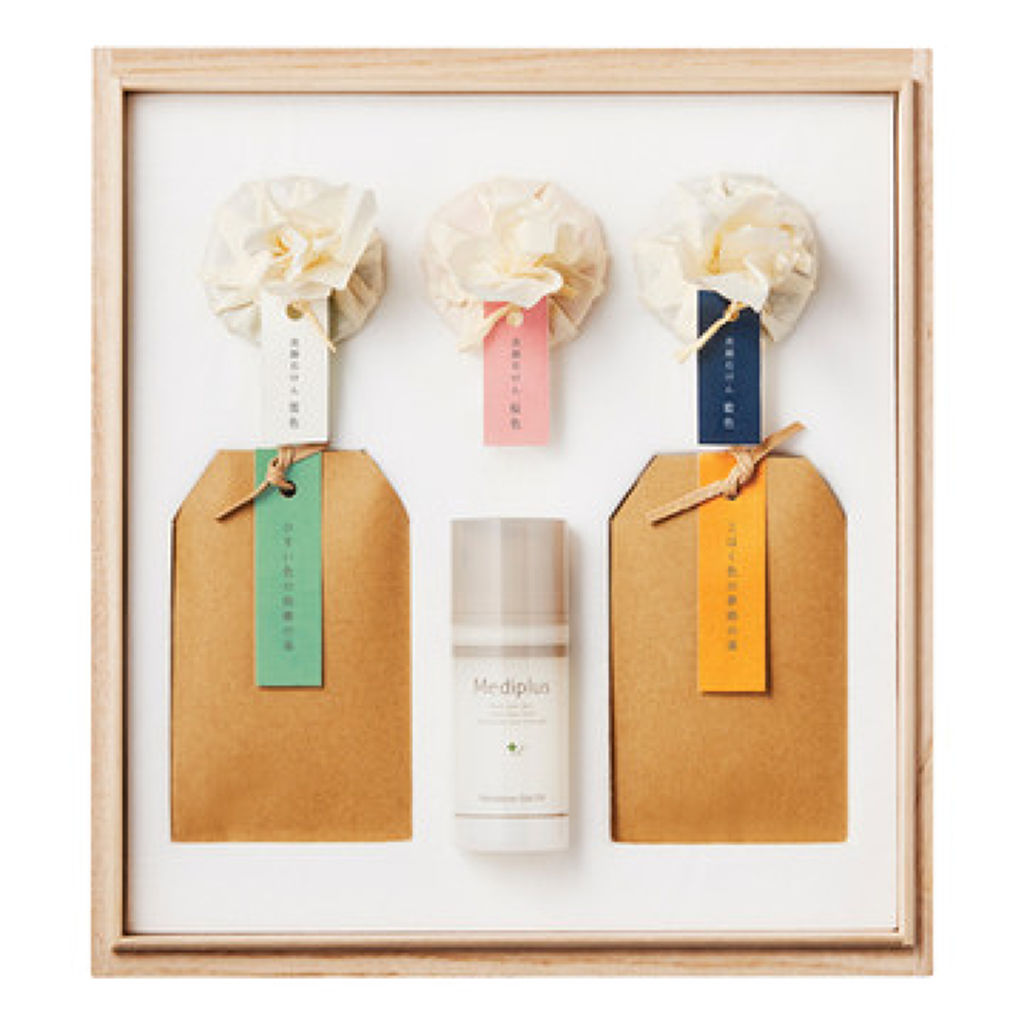 メディプラス Skin Hug ギフト＜いたわりの贅沢木箱＞