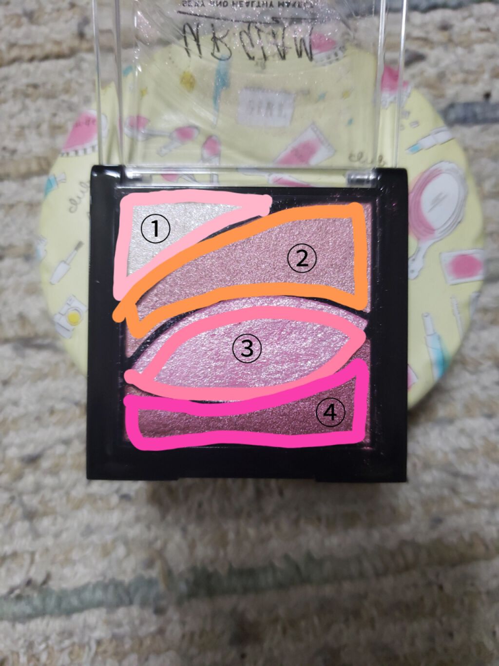 UR GLAM　VELVET EYE COLOR PALETTE/U R GLAM/アイシャドウパレットを使ったクチコミ（3枚目）