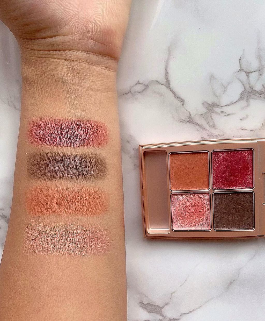 琳奈 on LIPS 「✔︎8月6日発売RMKローズウッドデイドリーム2021年秋コス..」(3枚目)