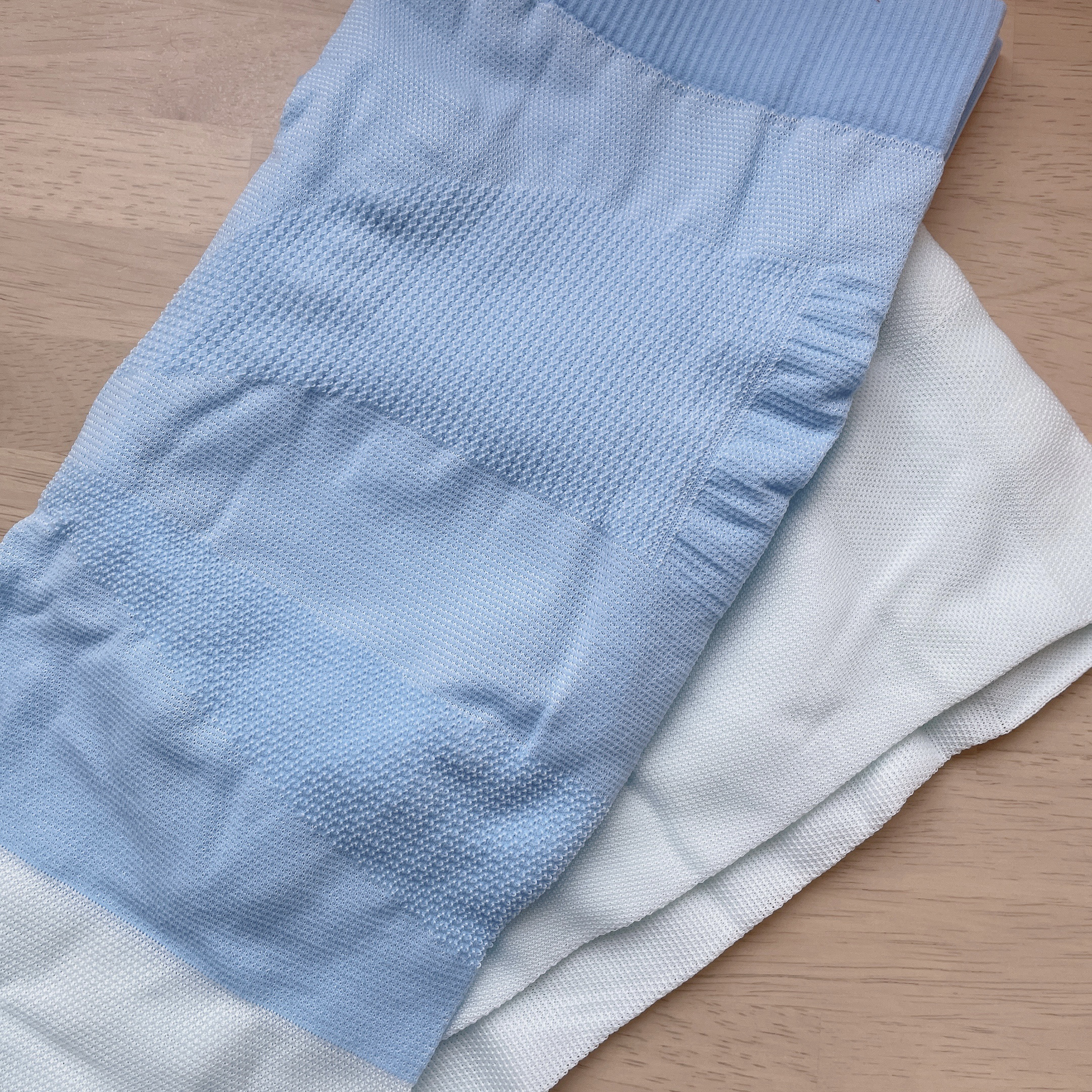 寝ながらメディキュット スーパークールスパッツ 骨盤テーピング付き/メディキュット/着圧ソックス・レギンスを使ったクチコミ（3枚目）