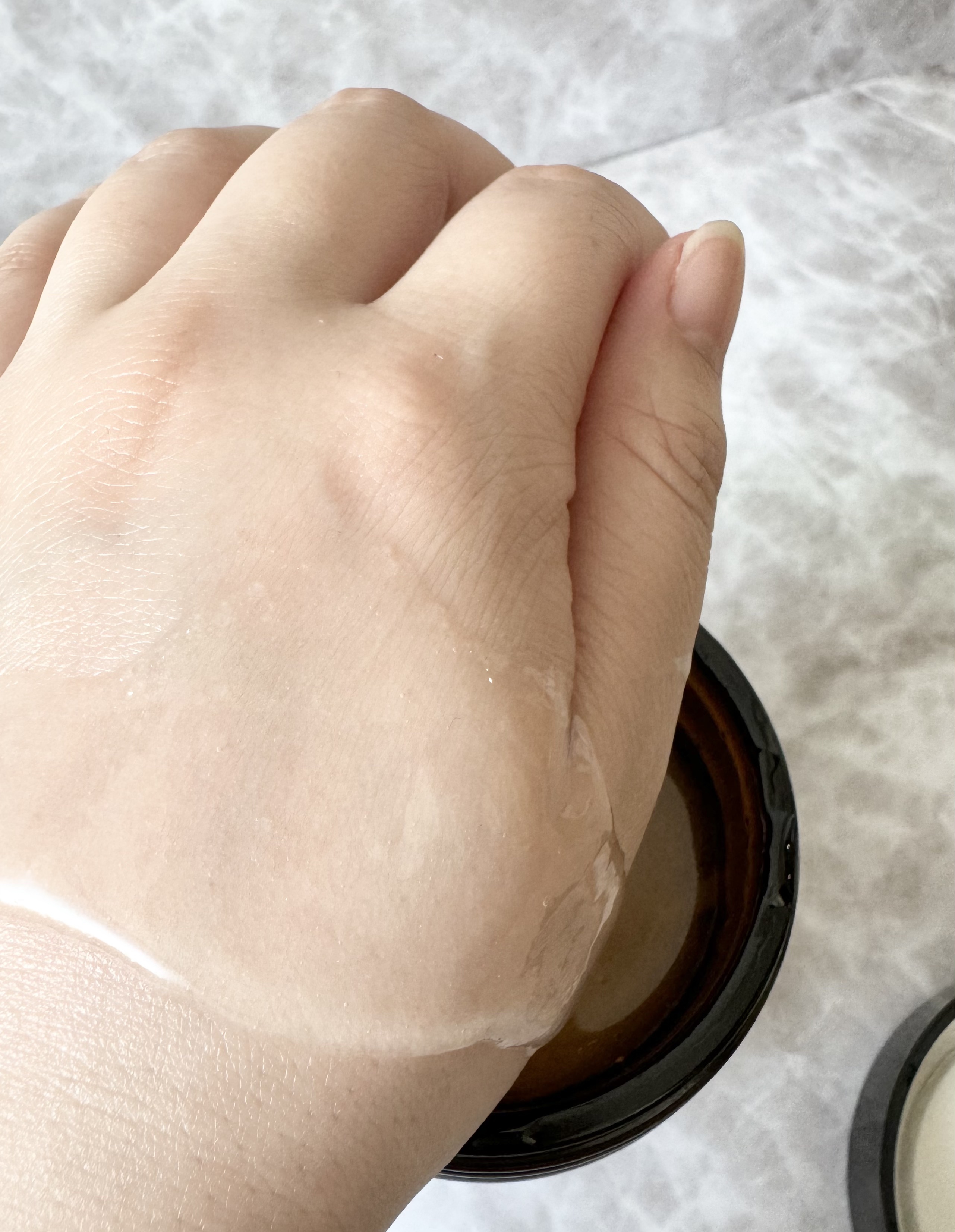 アロマソルトスクラブ/ワンオーバージー/ボディスクラブを使ったクチコミ（3枚目）