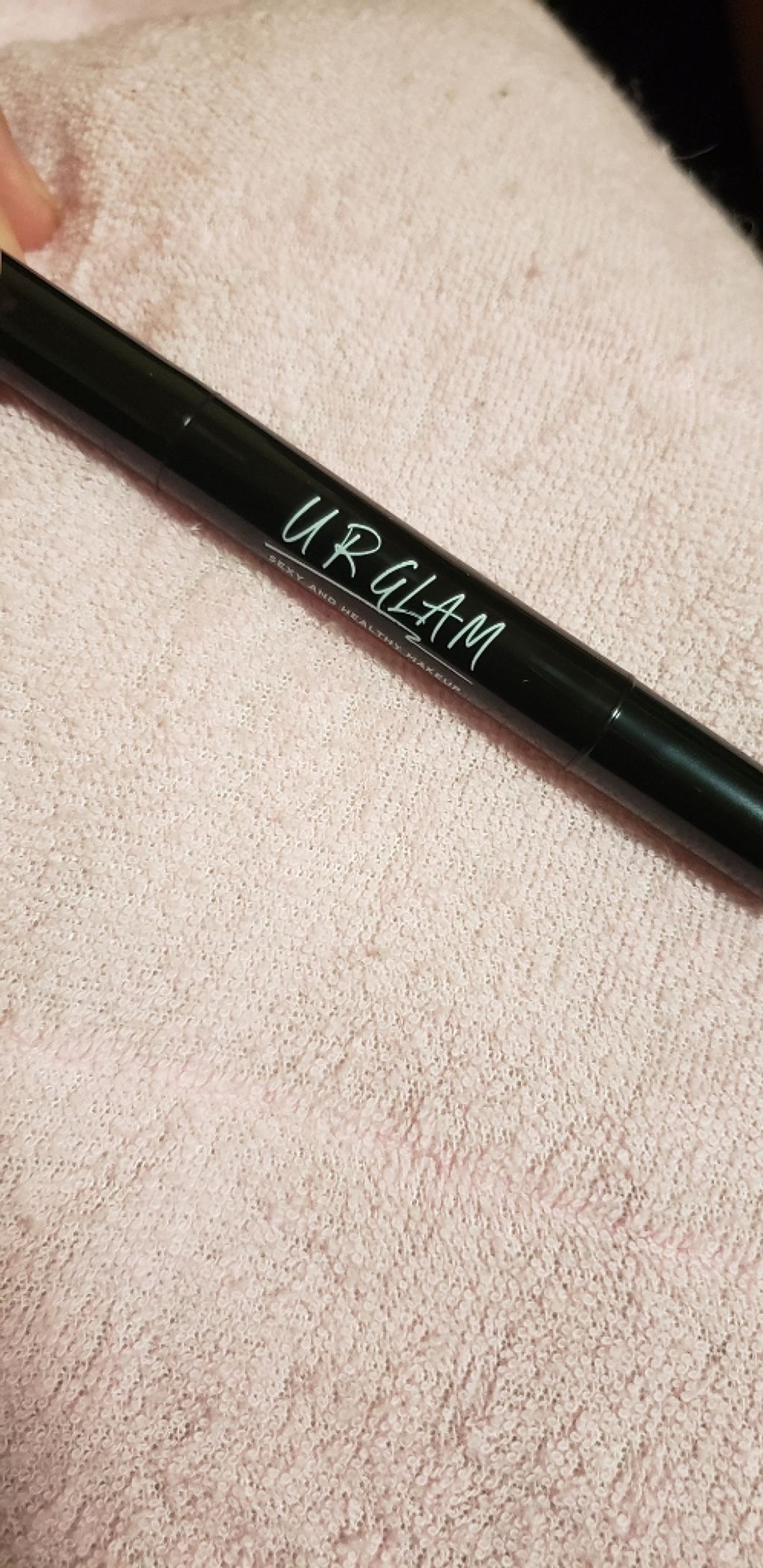 UR GLAM COVER&HIGHLIGHT CONCEALER/U R GLAM/リキッドコンシーラーを使ったクチコミ(2枚目)