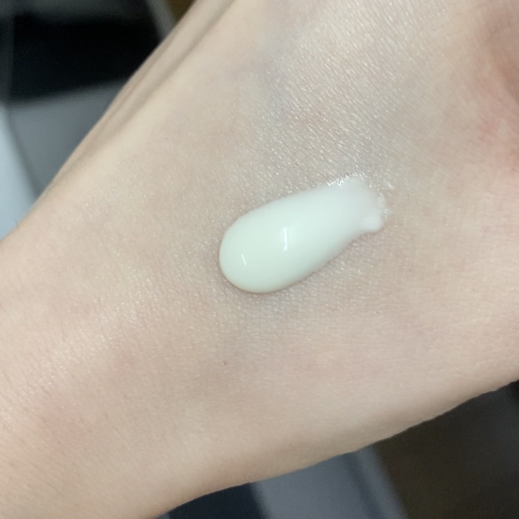 ニベアUV ウォーターエッセンスEX/ニベア/日焼け止めジェルを使ったクチコミ（3枚目）