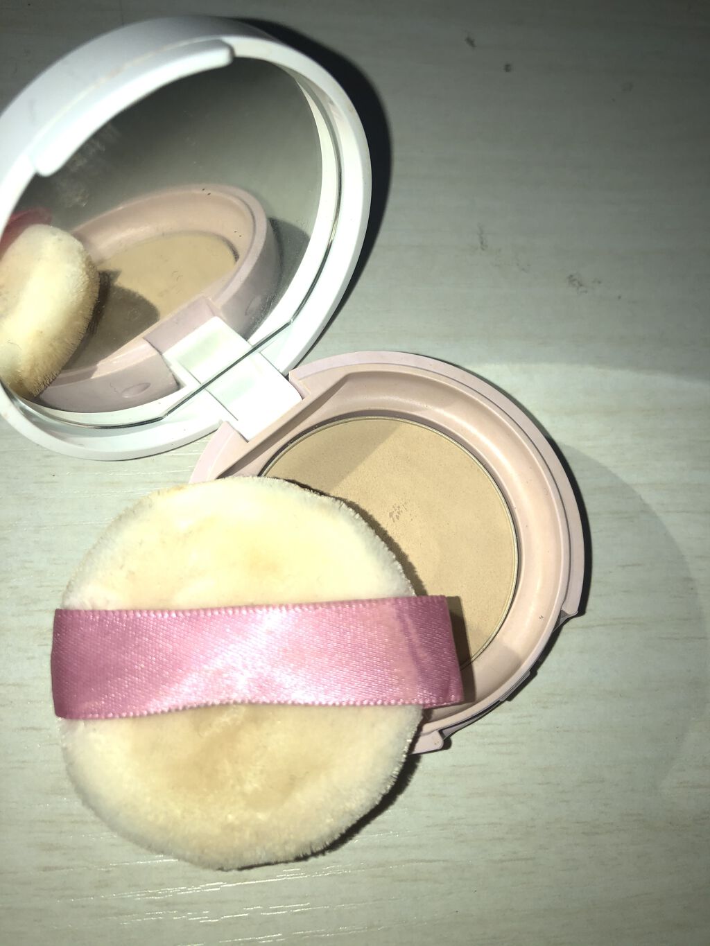 プレストパウダー UV 02 ミディアムベージュ/ポイントマジックPRO/プレストパウダーを使ったクチコミ（2枚目）