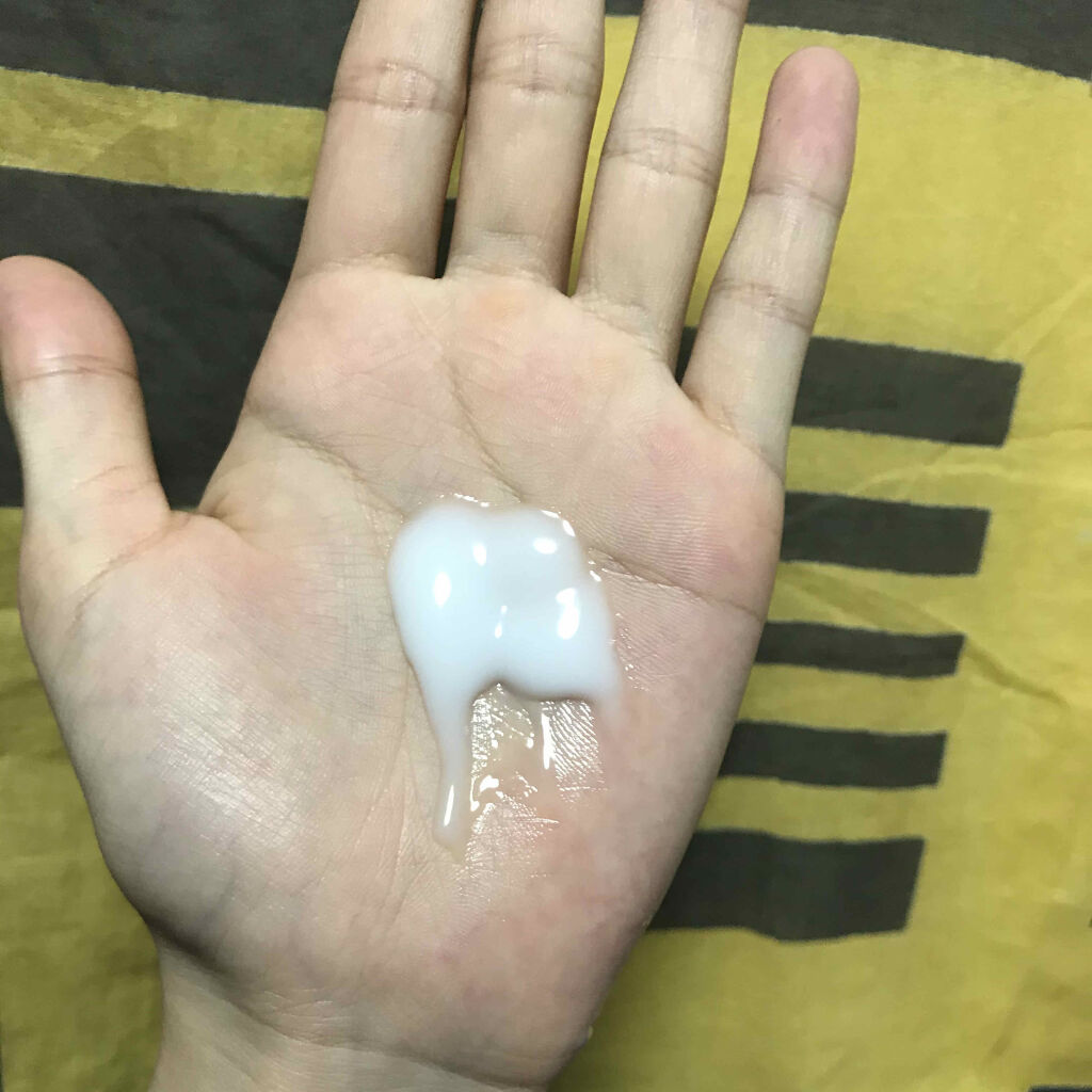 とろんと濃ジェル 薬用美白 N 本体/なめらか本舗/オールインワン化粧品を使ったクチコミ（3枚目）