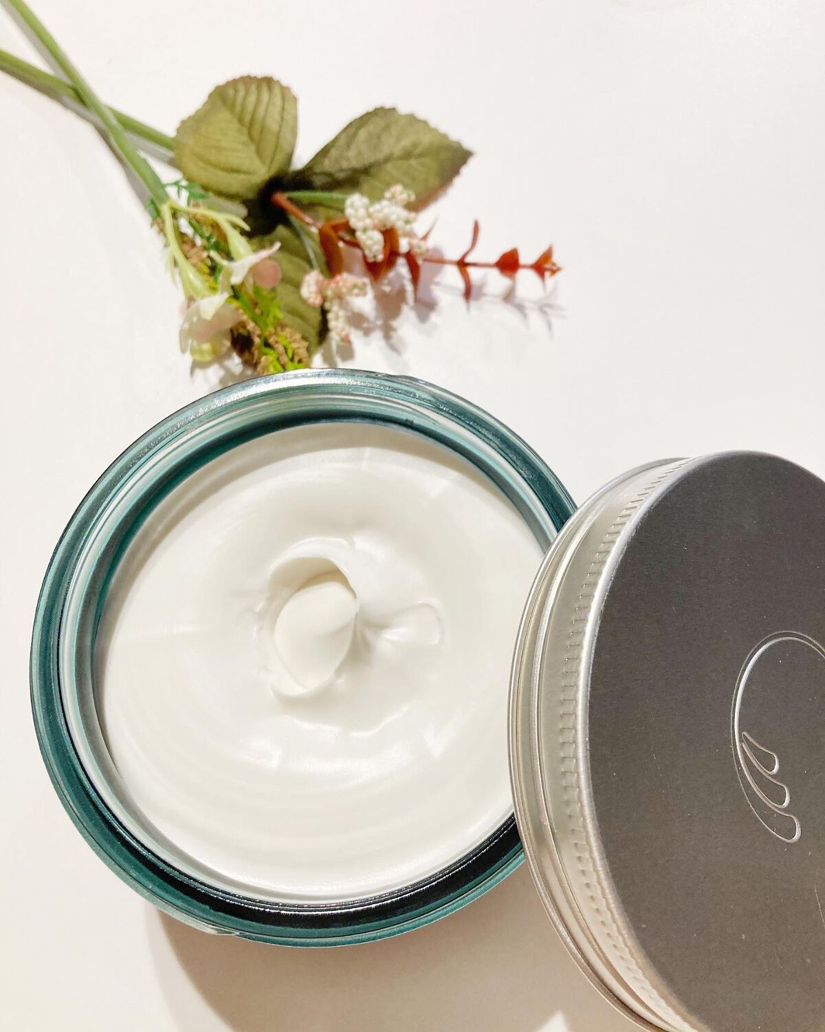 ウェルネス バーミィボディクリーム ラベンダー＆ベチバー/THE BODY SHOP/ボディクリームを使ったクチコミ（2枚目）