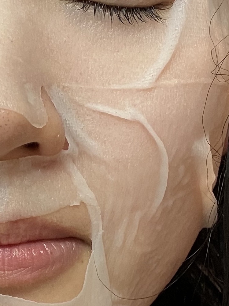 アロヴィヴィ ナイアシンアミドフェイスマスクのクチコミ「アロヴィヴィ
ナイアシンアミドフェイスマスク

シワ改善と美白の効果を期待して、
ナイアシンア.....」（3枚目）