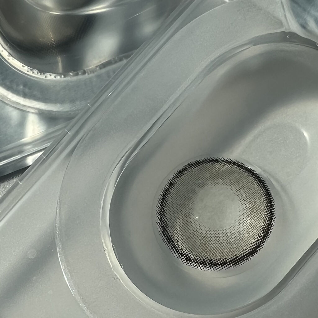 ベティーシリーズ/LENSSIS/カラーコンタクトレンズを使ったクチコミ（3枚目）