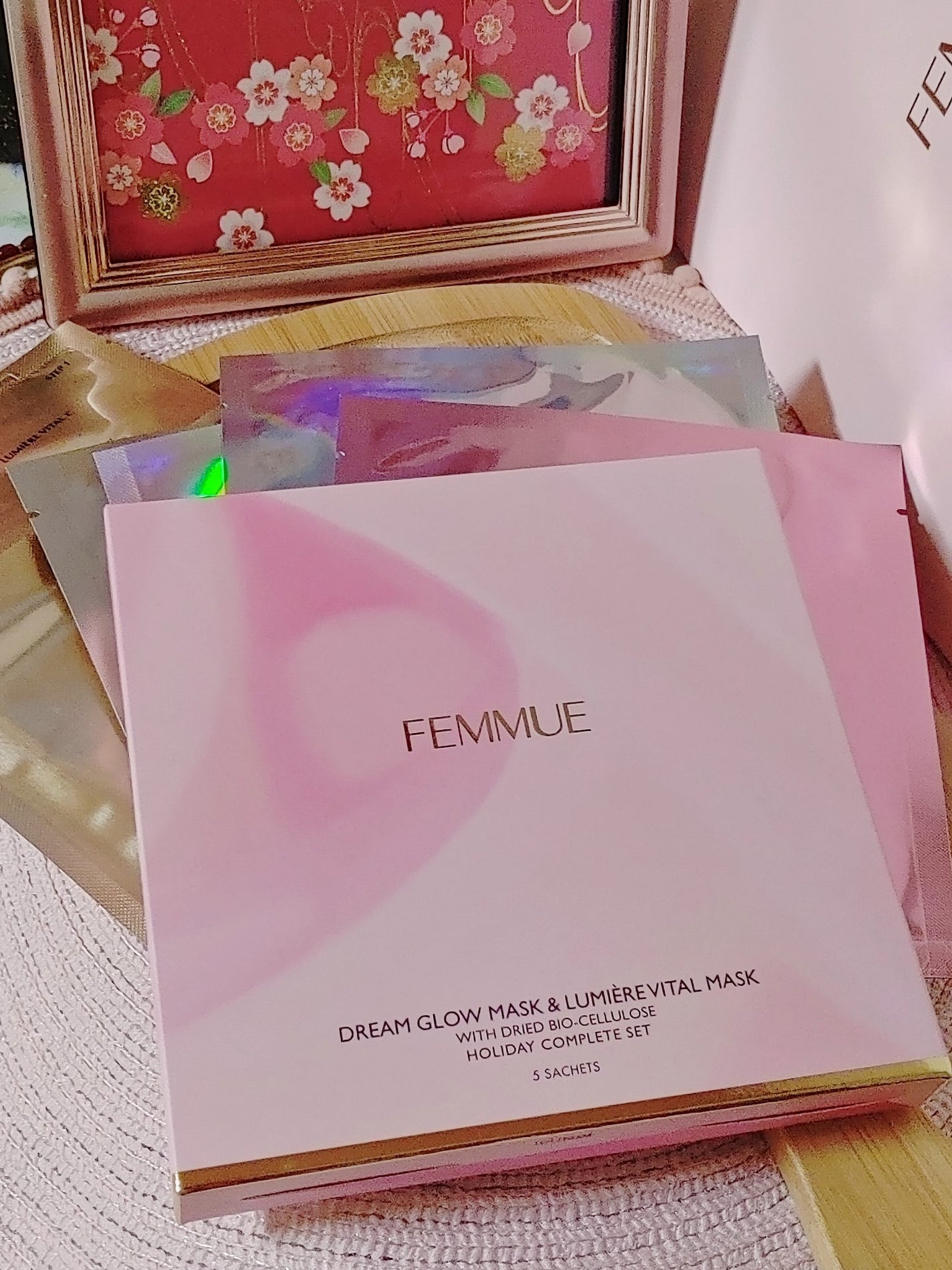 ドリームグロウマスク ホリデーコンプリートセット 2023/FEMMUE/スキンケアキットを使ったクチコミ(2枚目)