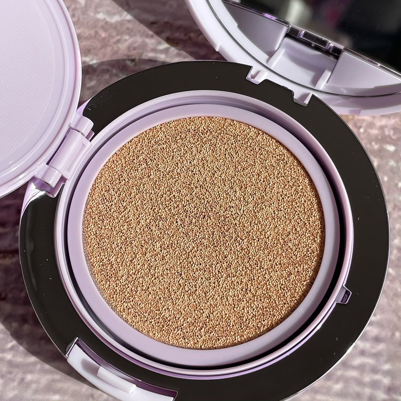 パーフェクティング シルキーフィット パウダー/VDL/プレストパウダーを使ったクチコミ（3枚目）