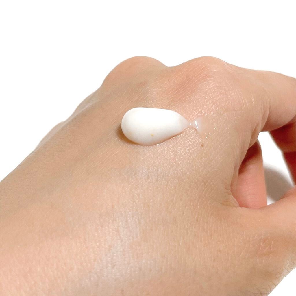 ハンドマッサージエッセンス/Papilio/ハンドクリームを使ったクチコミ(2枚目)