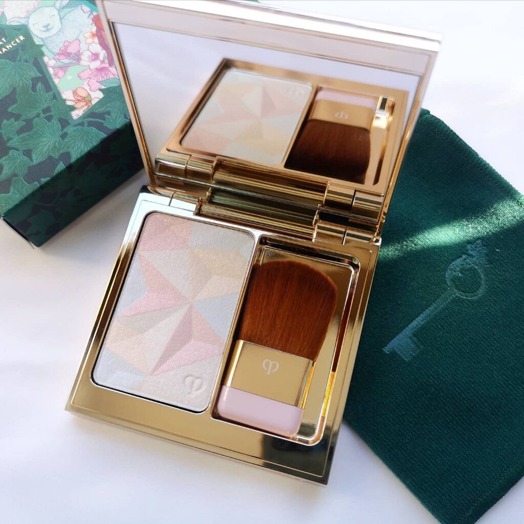 クレ・ド・ポー ボーテ レオスールデクラ/クレ・ド・ポー ボーテ/パウダーハイライトを使ったクチコミ(4枚目)