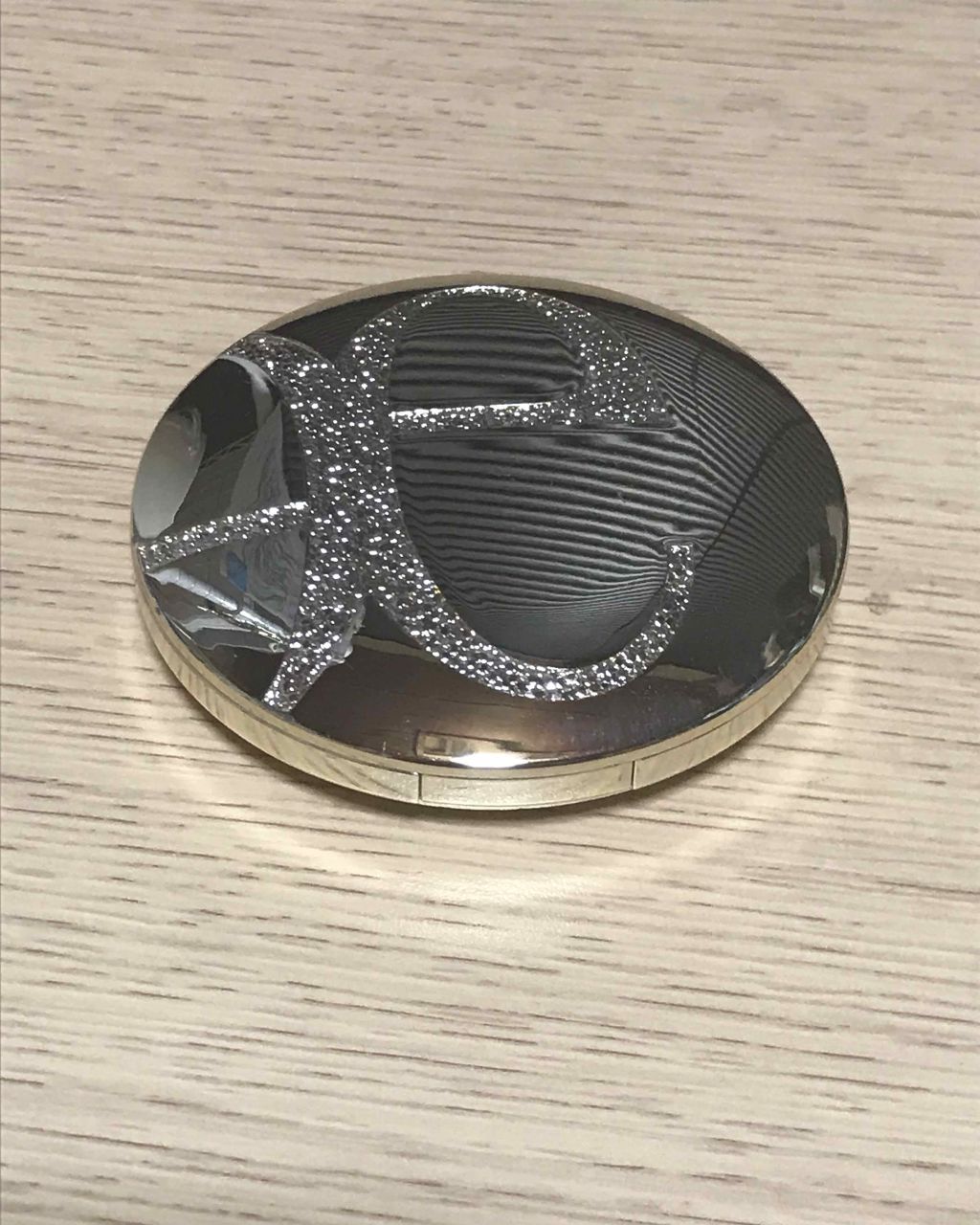 ラ プードル オートニュアンス/Elégance/プレストパウダーを使ったクチコミ(2枚目)