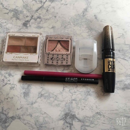 ジューシーピュアアイズ/キャンメイク/アイシャドウパレットを使ったクチコミ(4枚目)