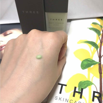 アンジェリックコンプレクションプライマー/THREE/化粧下地を使ったクチコミ(2枚目)