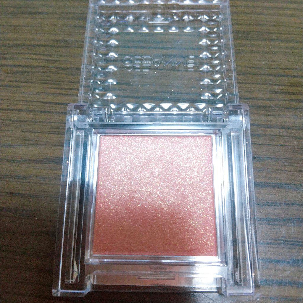 シングルカラーアイシャドウ/CEZANNE/単色アイシャドウを使ったクチコミ（2枚目）