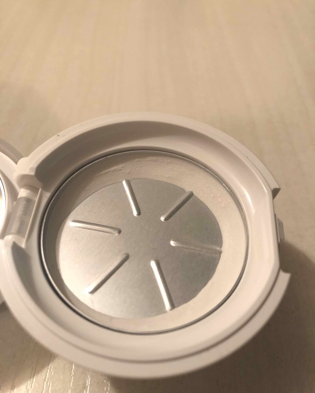 アクメディカ 薬用 オイルコントロールパウダーWH クリア/ナリスアップ/プレストパウダーを使ったクチコミ(3枚目)