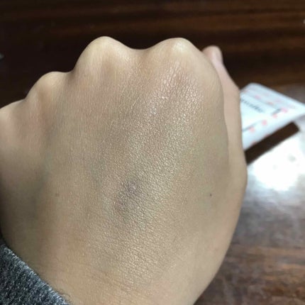 プットオンアハッピーフェイス ティンティド モイスチュアライザー/Awake/CCクリームを使ったクチコミ(4枚目)