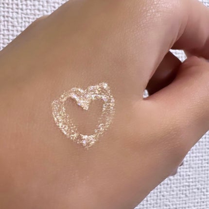 グリッター アイカラー/DAISY DOLL by MARY QUANT/リキッドアイシャドウを使ったクチコミ(1枚目)