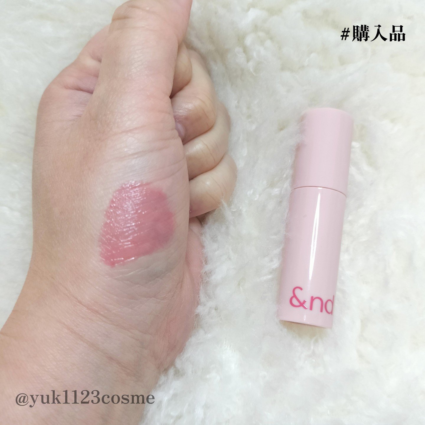 アンドバイロムアンド　グラッシーボムティント PK01 ピンクデアー/&nd by rom&nd/リップティントを使ったクチコミ（3枚目）