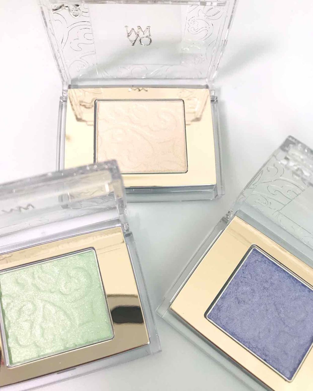 AQ MW シングル アイシャドウ/DECORTÉ/単色アイシャドウを使ったクチコミ（2枚目）