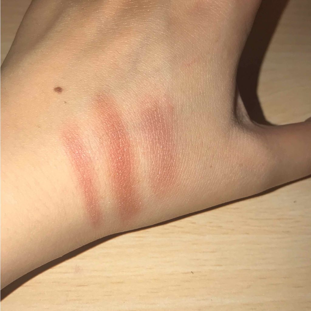 オンブル プルミエール プードゥル/CHANEL/単色アイシャドウを使ったクチコミ(2枚目)