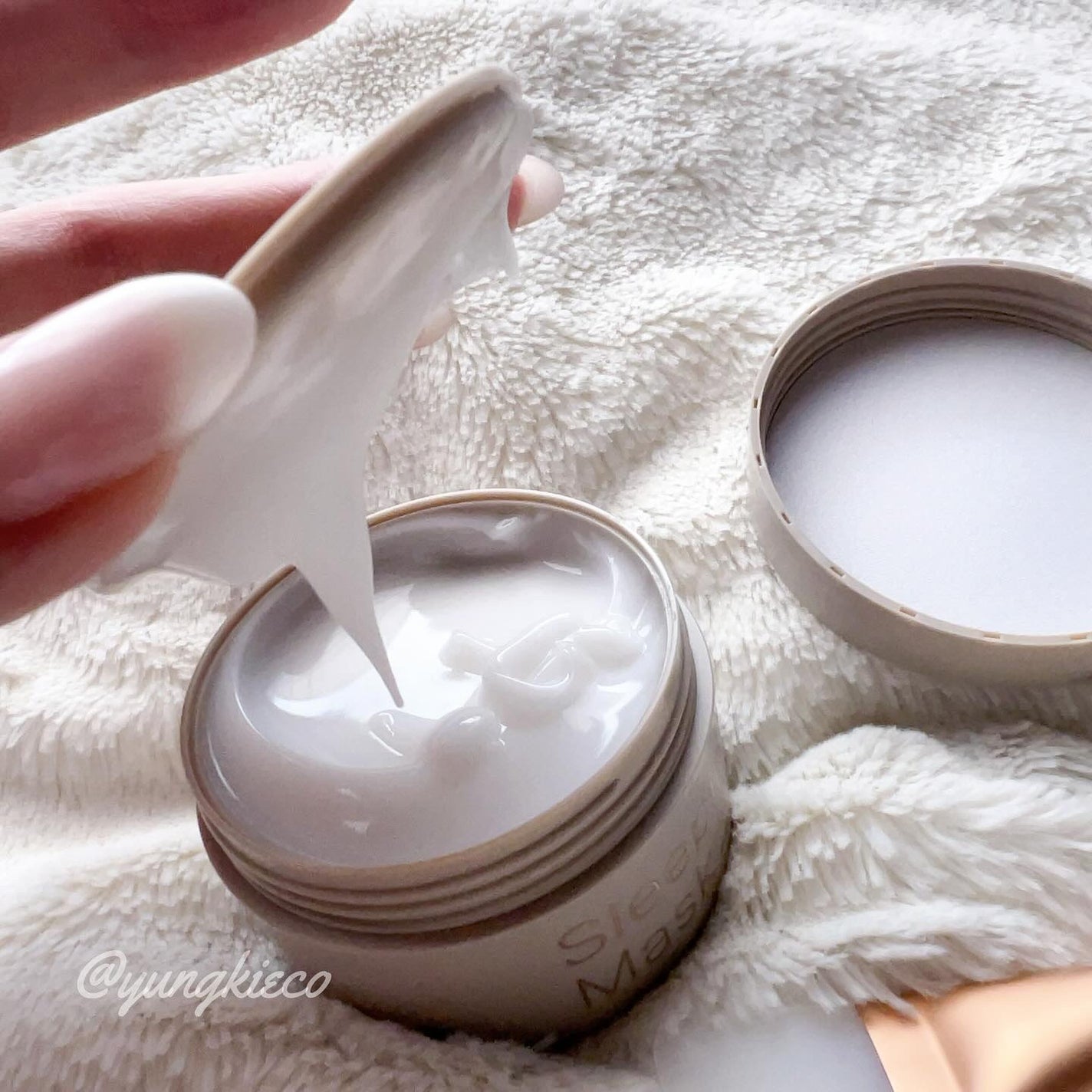 スリーピングマスク with CICA/b.glen/フェイスクリームを使ったクチコミ(2枚目)