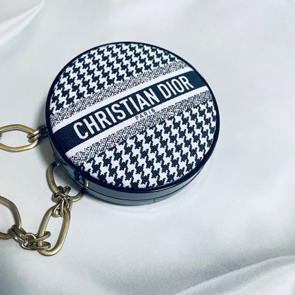 【旧】ディオールスキン フォーエヴァー クッション 0N ニュートラル <ニュー ルック エディション> (生産終了)/Dior/クッションファンデーションを使ったクチコミ(1枚目)