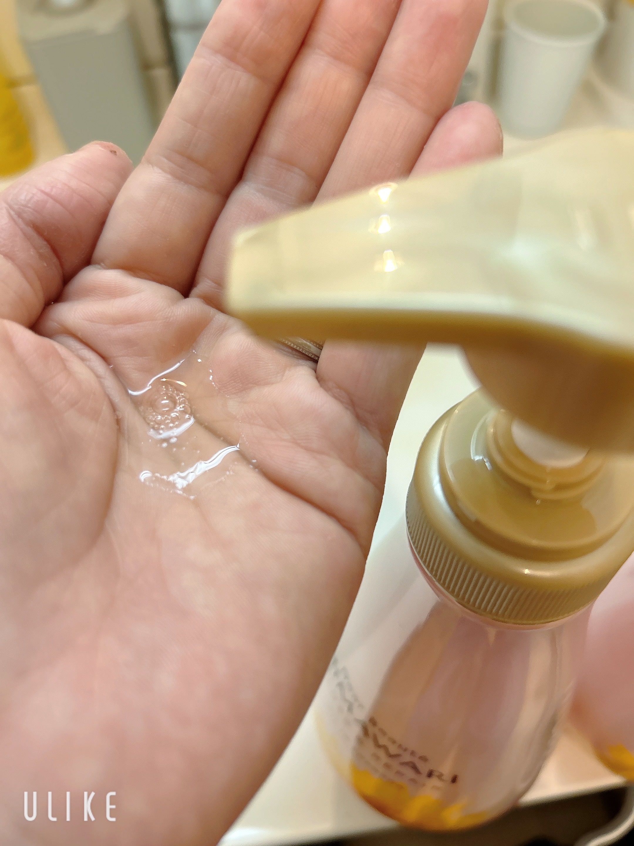 オイルインシャンプー／オイルインコンディショナー (グロス＆リペア)/ディアボーテ/市販シャンプーを使ったクチコミ（2枚目）