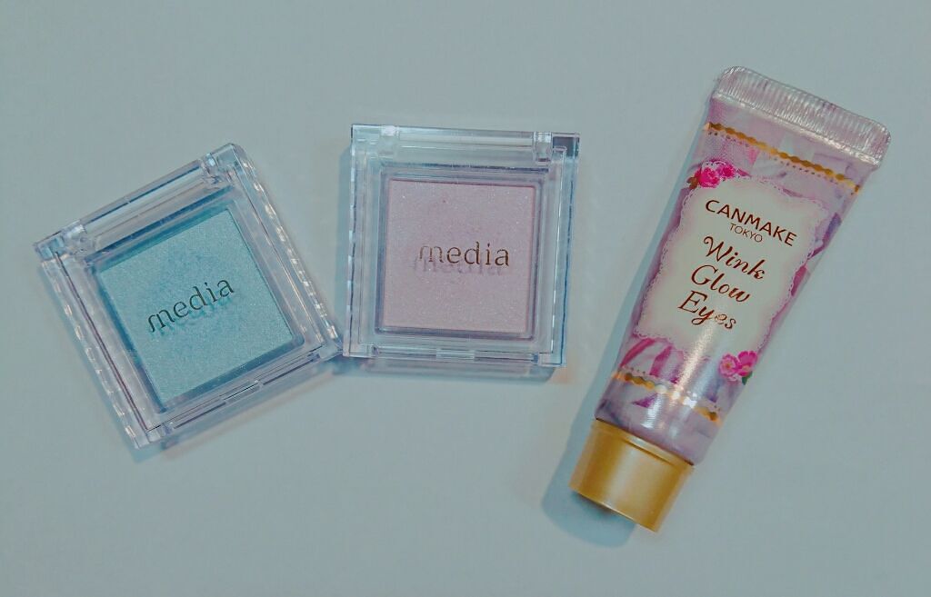 ブライトアップアイシャドウ/media/単色アイシャドウを使ったクチコミ（1枚目）