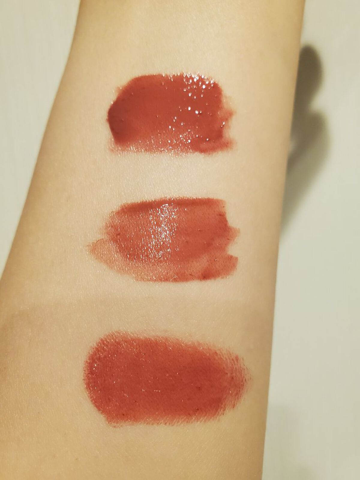 CHANEL・RMKの口紅を使った口コミ -似たような色を買ってしまいました