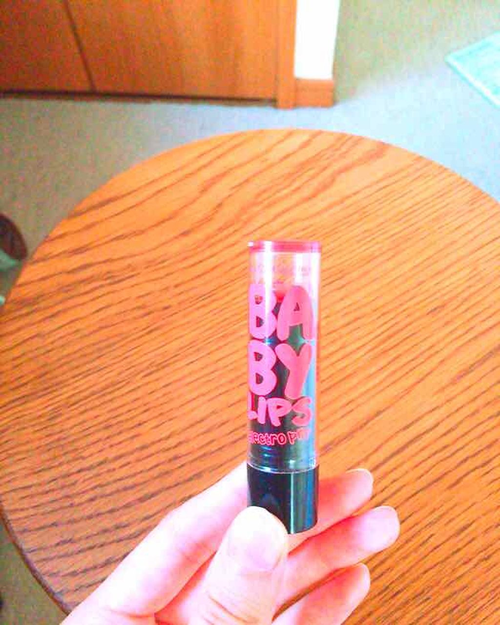 リップクリーム エレクトロポップ/MAYBELLINE NEW YORK/リップケアを使ったクチコミ(1枚目)