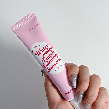 ウォーターメロン パンチ カミング サンスクリーン / スイカサンクリーム / SPF 50+ PA++++ /ビューランチ/日焼け止めクリームを使ったクチコミ(2枚目)