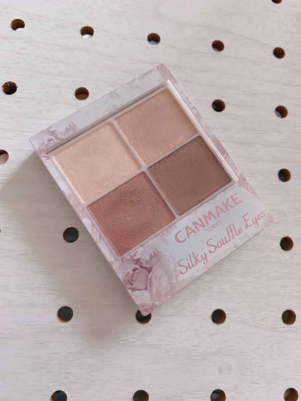 シルキースフレアイズ/キャンメイク/アイシャドウパレットを使ったクチコミ（2枚目）