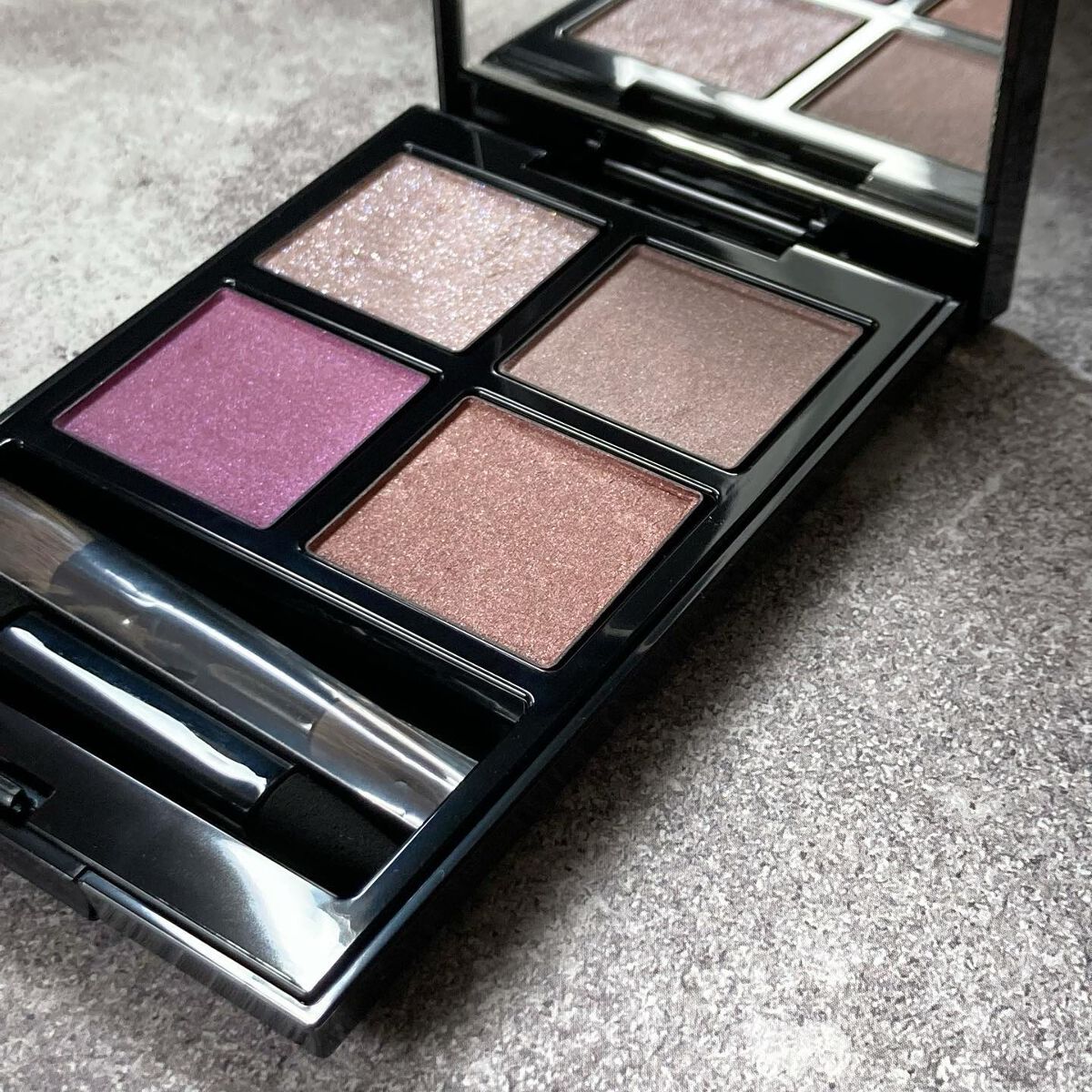 アディクション　ザ アイシャドウ パレット 002 Everlasting Lilac/ADDICTION/アイシャドウパレットを使ったクチコミ（1枚目）